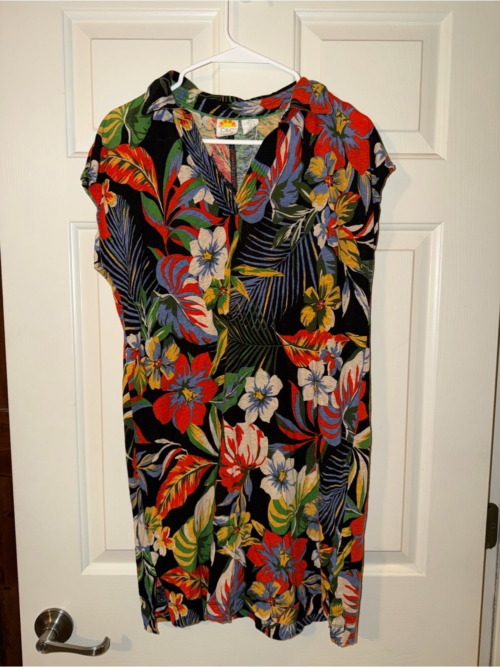 C&C California Tropical Floral Dress — size M